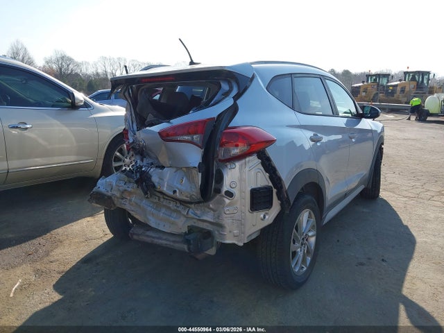 44550964 :رقم المزاد ، KM8J3CA44HU588323 vin ، 2017 Hyundai Tucson Se مزاد بيع