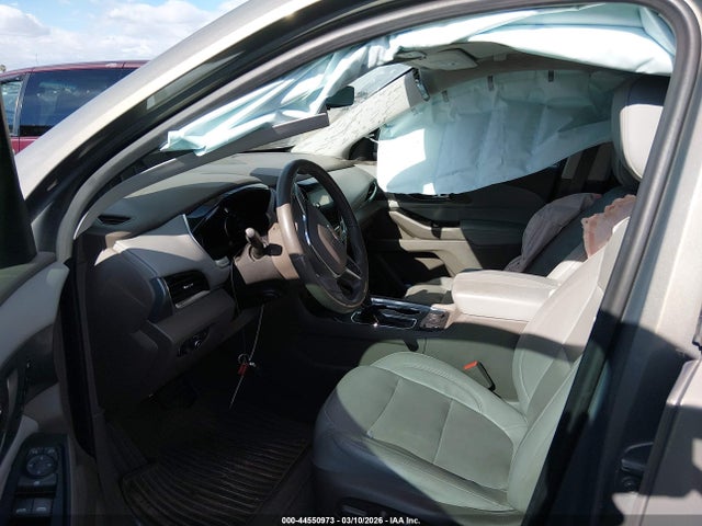 1GNEVKKW5KJ185512 Chevrolet Traverse Premier