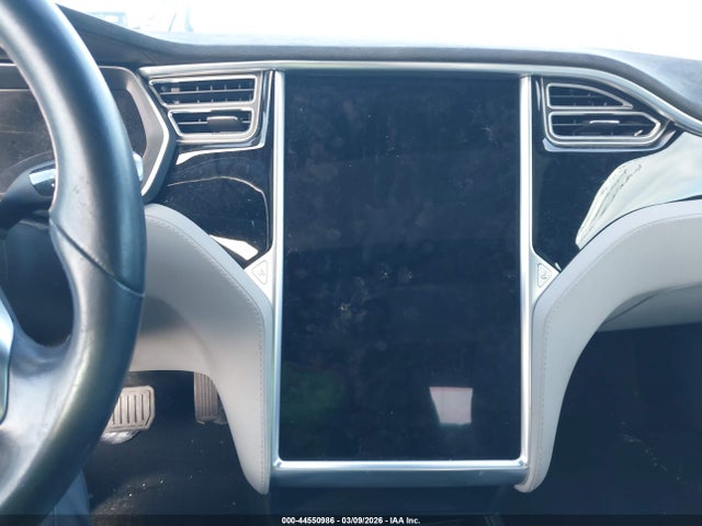 2015 TESLA MODEL S 5YJSA1S24FF086014 Photo 6