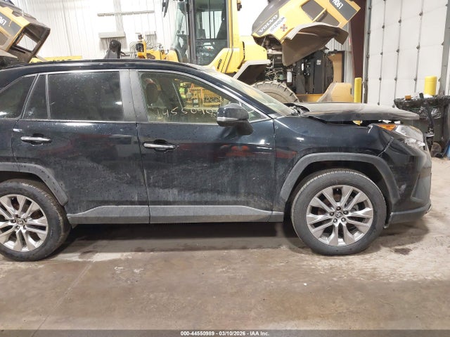 Toyota Rav4 Limited 2020 JTMN1RFV8LD524438 Image 13