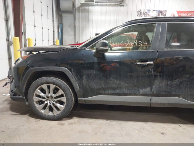 Toyota Rav4 Limited 2020 JTMN1RFV8LD524438 Image 14
