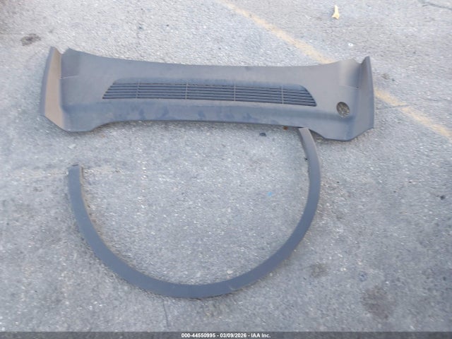 44550995 :رقم المزاد ، 7SAYGDED3RF202429 vin ، 2024 Tesla Model Y Long Range Single Motor Rear-wheel Drive/rwd مزاد بيع