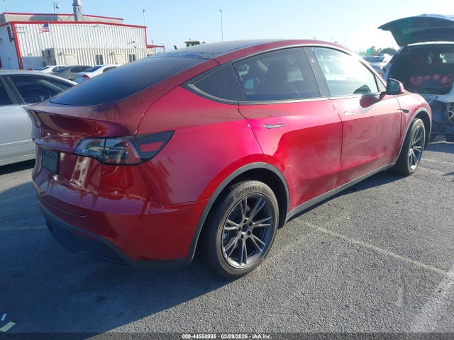 2024 TESLA MODEL Y 7SAYGDED3RF202429 Photo 3