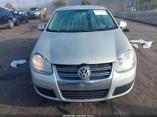 Продажа на аукционе авто 2010 Volkswagen Jetta Limited Edition, vin: 3VWAZ7AJ8AM104404, номер лота: 44551009