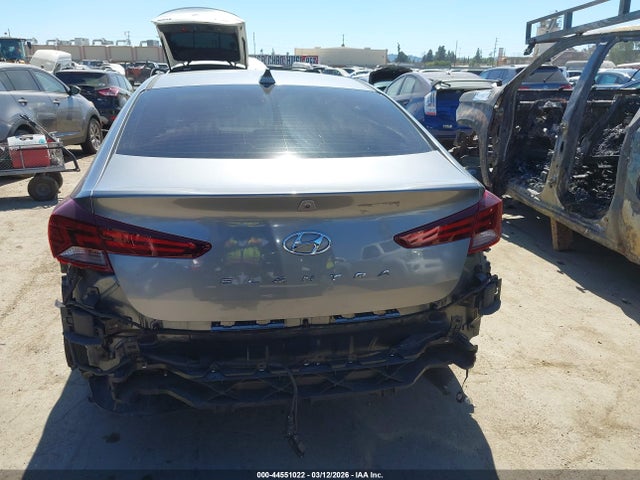 Hyundai ELANTRA SEL 2019 5NPD84LF9KH444503 Image 17