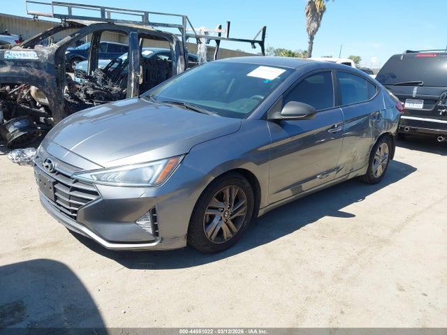 Hyundai ELANTRA SEL 2019 5NPD84LF9KH444503 Image 2