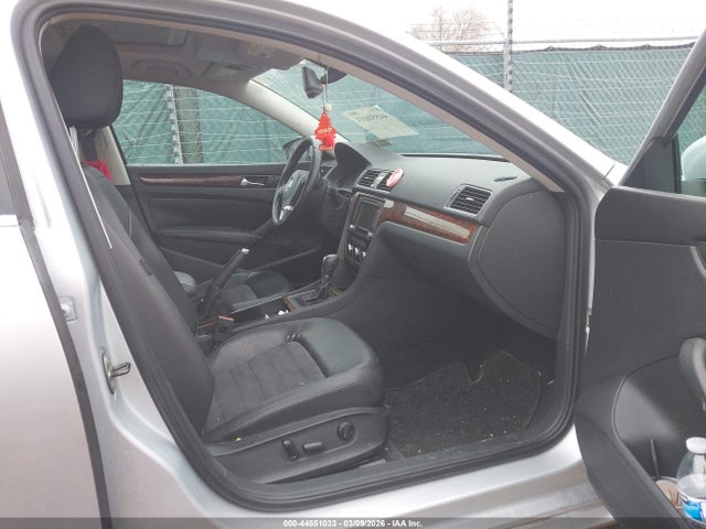 Продаж на аукціоні авто 2012 Volkswagen Passat 3.6l V6 Sel Premium, vin: 1VWCM7A36CC011667, номер лоту: 44551033