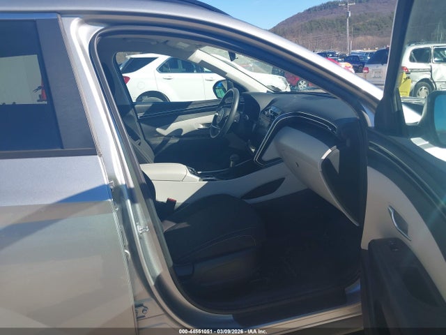 2024 HYUNDAI TUCSON 5NMJBCDE1RH410955 Photo 4
