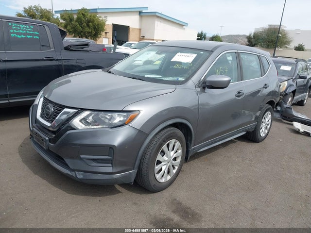 Nissan ROGUE S 2019 KNMAT2MT7KP547773 Image 2
