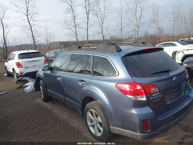 44551060 :رقم المزاد ، 4S4BRBCC0D3314294 vin ، 2013 Subaru Outback 2.5i Premium مزاد بيع