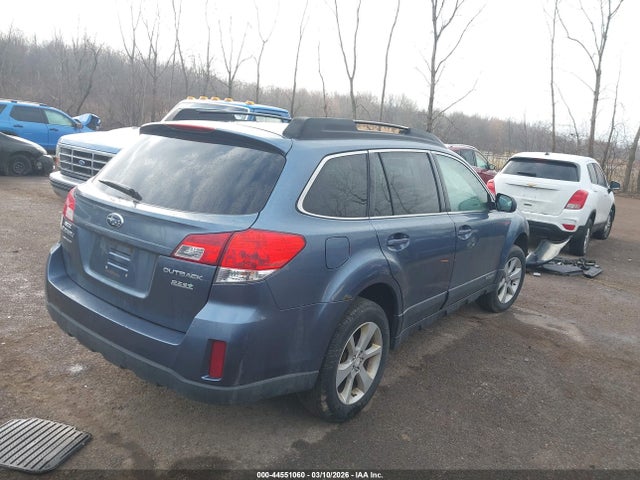 44551060 :رقم المزاد ، 4S4BRBCC0D3314294 vin ، 2013 Subaru Outback 2.5i Premium مزاد بيع