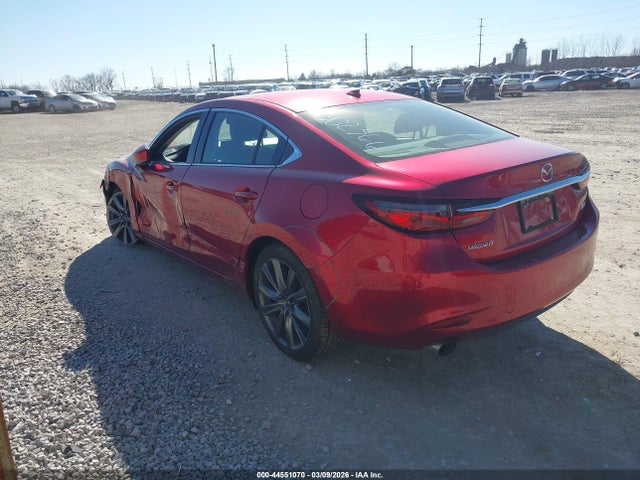 2018 MAZDA MAZDA6 JM1GL1TY4J1302366 Photo 2