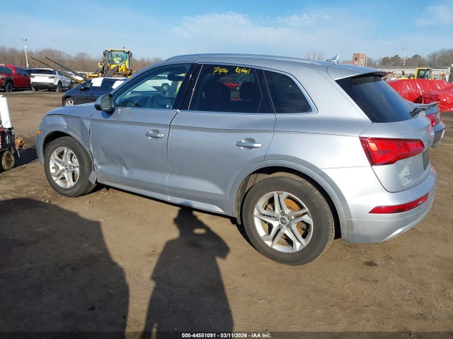 Продажа на аукционе авто 2019 Audi Q5 45 Premium, vin: WA1ANAFY2K2137693, номер лота: 44551091