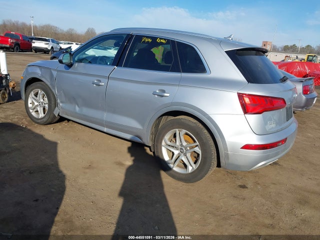 Продажа на аукционе авто 2019 Audi Q5 45 Premium, vin: WA1ANAFY2K2137693, номер лота: 44551091