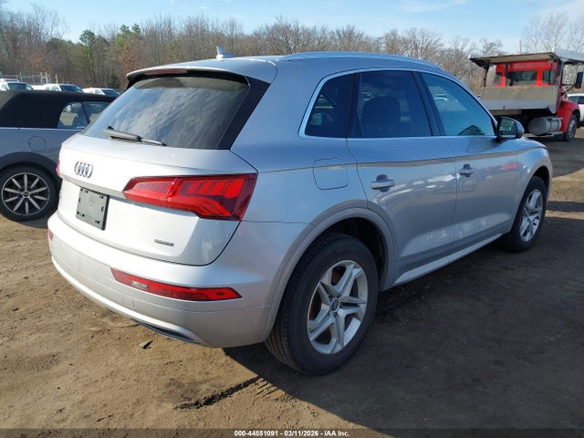 Продажа на аукционе авто 2019 Audi Q5 45 Premium, vin: WA1ANAFY2K2137693, номер лота: 44551091