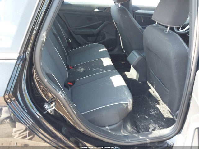 3VWBX7BU2SM017375 Volkswagen Jetta 1.5t Sport