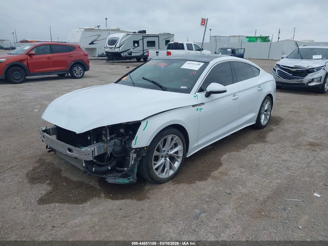 2020 Audi A5 Sportback Premium Plus 45 Tfsi Quattro S Tronic მანქანა იყიდება აუქციონზე, vin: WAUCNCF58LA001945, აუქციონის ნომერი: 44551108