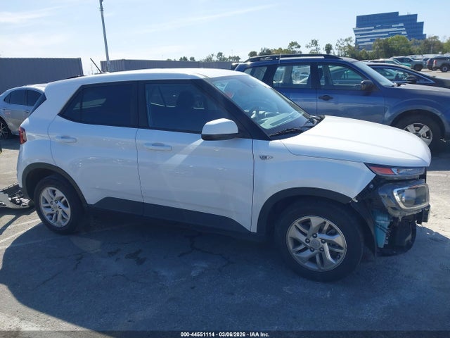 Hyundai Venue Se 2023 KMHRB8A39PU219420 Image 14