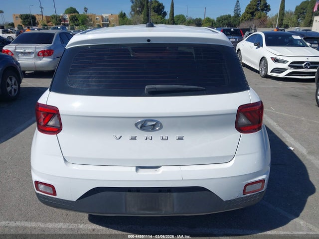 Hyundai Venue Se 2023 KMHRB8A39PU219420 Image 17