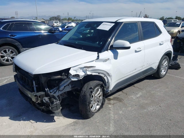 Hyundai Venue Se 2023 KMHRB8A39PU219420 Image 2