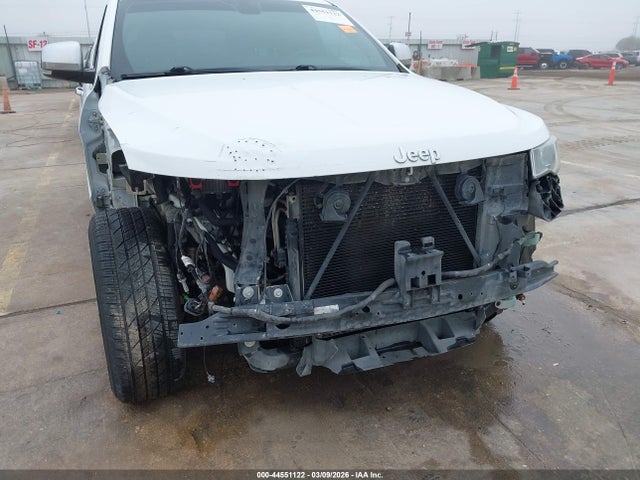 1C4RJEBG5JC171564 Jeep Grand Cherokee Limited 4x2