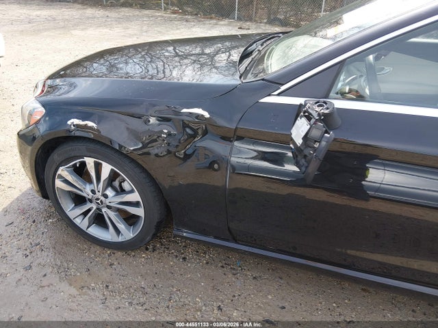 44551133 :رقم المزاد ، WDDWK4KB0JF613086 vin ، 2018 Mercedes-benz C 300 4matic مزاد بيع