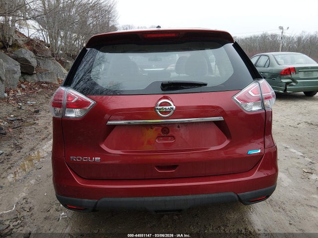 44551147 :رقم المزاد ، 5N1AT2MT2FC787998 vin ، 2015 Nissan Rogue S مزاد بيع