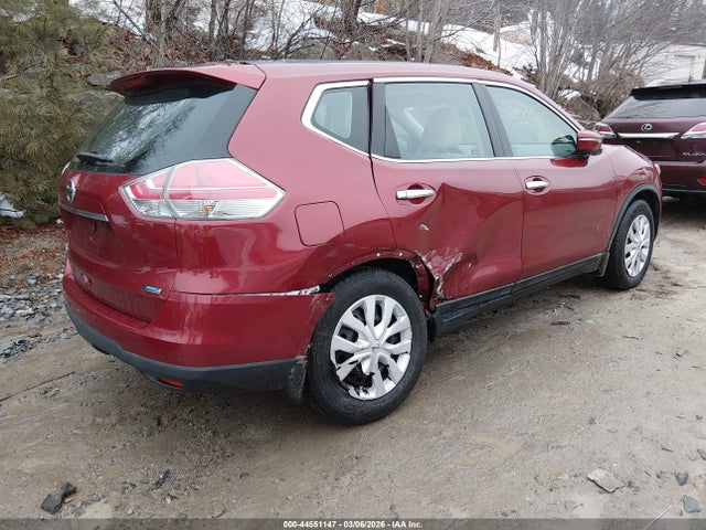 44551147 :رقم المزاد ، 5N1AT2MT2FC787998 vin ، 2015 Nissan Rogue S مزاد بيع