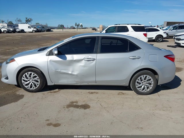 Toyota COROLLA LE 2018 2T1BURHE2JC088896 Image 14