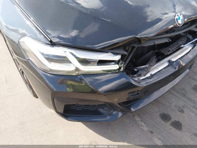 44551229 :رقم المزاد ، WBA53BH05NWX58270 vin ، 2022 Bmw 530 I مزاد بيع