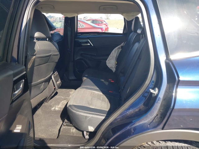 Продаж на аукціоні авто 2023 Mitsubishi Outlander Se 2.5 S-awc, vin: JA4J4UA85PZ055810, номер лоту: 44551239