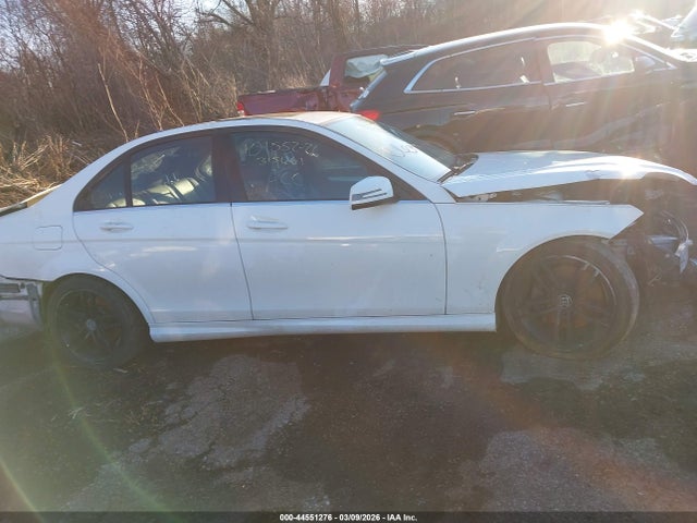 Продаж на аукціоні авто 2014 Mercedes-benz C 300 C 300 Luxury/sport 4matic, vin: WDDGF8AB0ER315661, номер лоту: 44551276