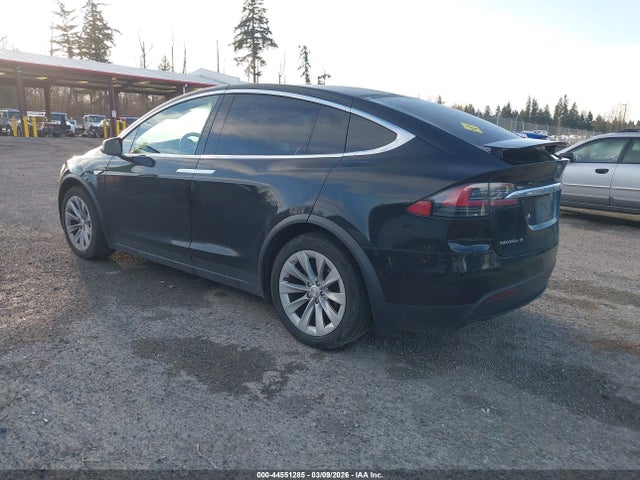 2016 Tesla Model X 60d/70d/75d/90d/p100d მანქანა იყიდება აუქციონზე, vin: 5YJXCBE26GF008241, აუქციონის ნომერი: 44551285
