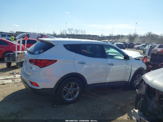 Продажа на аукционе авто 2017 Hyundai Santa Fe Sport 2.4l, vin: 5NMZTDLB8HH033438, номер лота: 44551322