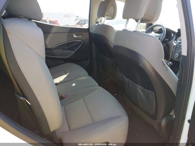 Продажа на аукционе авто 2017 Hyundai Santa Fe Sport 2.4l, vin: 5NMZTDLB8HH033438, номер лота: 44551322
