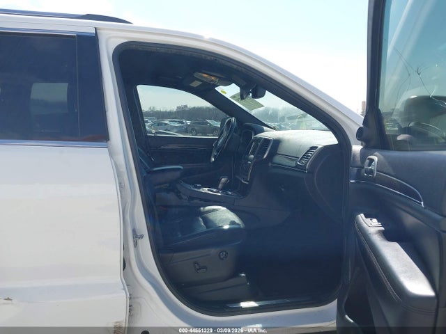44551329 :رقم المزاد ، 1C4RJFBG2JC243892 vin ، 2018 Jeep Grand Cherokee Limited 4x4 مزاد بيع