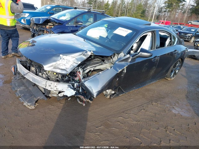 44551352 :رقم المزاد ، JTHGZ1E23P5032375 vin ، 2023 Lexus Is 350 F Sport مزاد بيع