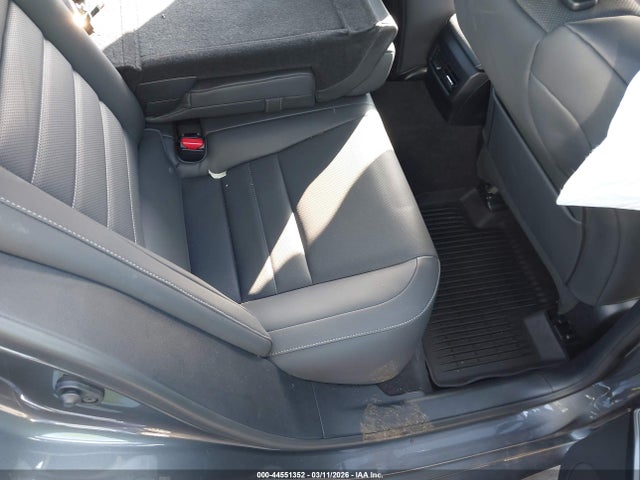 44551352 :رقم المزاد ، JTHGZ1E23P5032375 vin ، 2023 Lexus Is 350 F Sport مزاد بيع