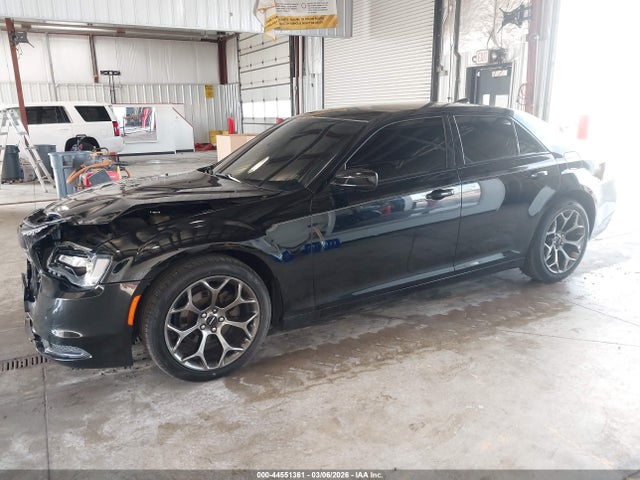 Продаж на аукціоні авто 2018 Chrysler 300 Touring, vin: 2C3CCAAG4JH265124, номер лоту: 44551361