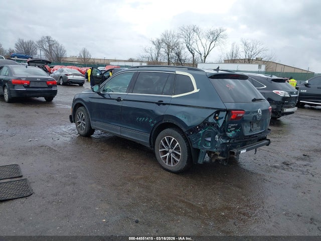 Продаж на аукціоні авто 2019 Volkswagen Tiguan 2.0t Se/2.0t Sel/2.0t Sel R-line/2.0t Sel R-line Black, vin: 3VV2B7AX6KM171019, номер лоту: 44551415