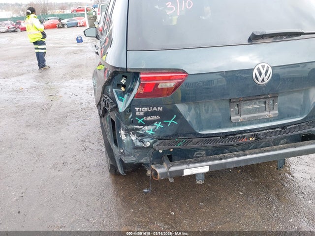 Продаж на аукціоні авто 2019 Volkswagen Tiguan 2.0t Se/2.0t Sel/2.0t Sel R-line/2.0t Sel R-line Black, vin: 3VV2B7AX6KM171019, номер лоту: 44551415