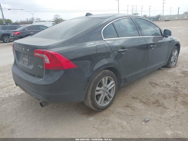 2013 VOLVO S60 YV1612FS5D2220329 Photo 3