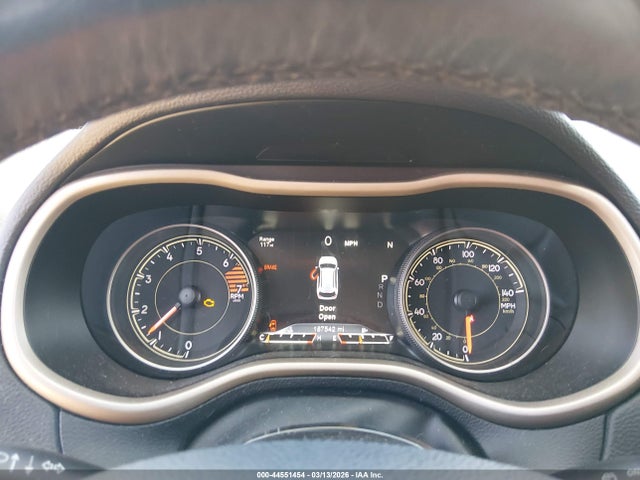 Aukcja sprzedaży 2017 Jeep Cherokee Limited 4x4, vin: 1C4PJMDB4HW527790, numer aukcji: 44551454