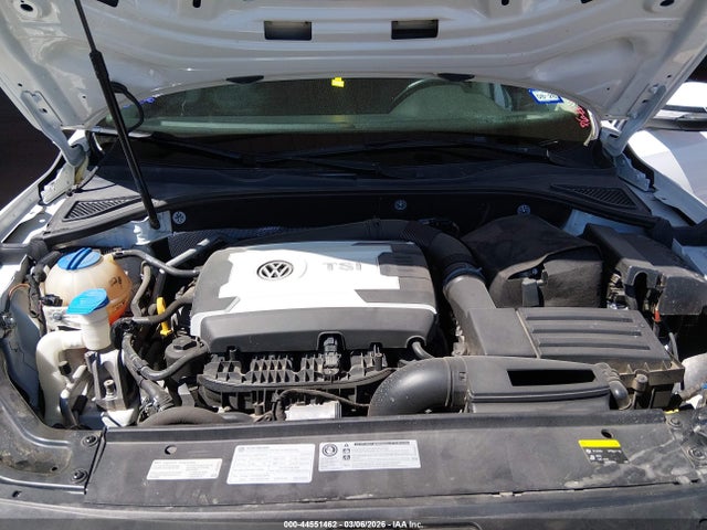44551462 :رقم المزاد ، 1VWDT7A36HC075920 vin ، 2017 Volkswagen Passat 1.8t R-line مزاد بيع