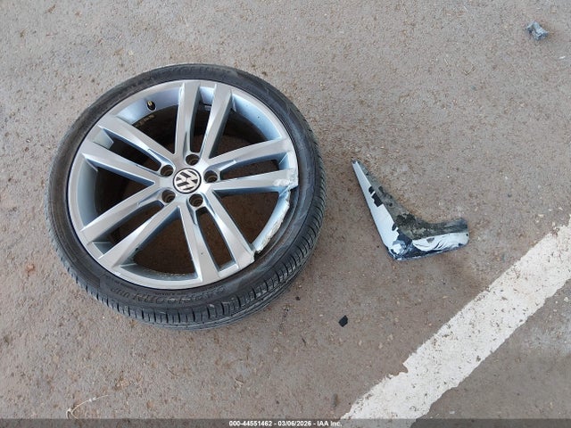 44551462 :رقم المزاد ، 1VWDT7A36HC075920 vin ، 2017 Volkswagen Passat 1.8t R-line مزاد بيع