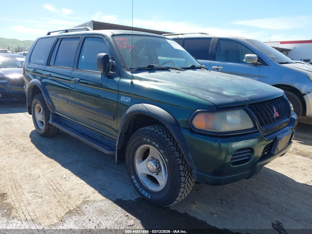 2001 MITSUBISHI MONTERO SPORT JA4MT21H01P057519 Photo 0