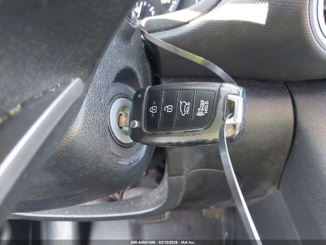 2018 HYUNDAI KONA KM8K12AA2JU088869 Photo 10