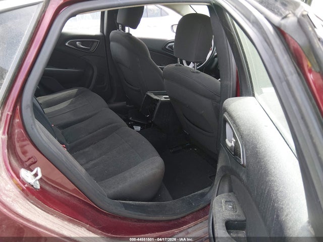 2015 Chrysler 200 Limited მანქანა იყიდება აუქციონზე, vin: 1C3CCCAB0FN691021, აუქციონის ნომერი: 44551501
