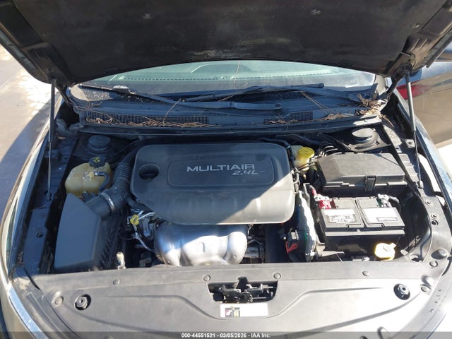 2015 Chrysler 200 Limited მანქანა იყიდება აუქციონზე, vin: 1C3CCCAB9FN651410, აუქციონის ნომერი: 44551521