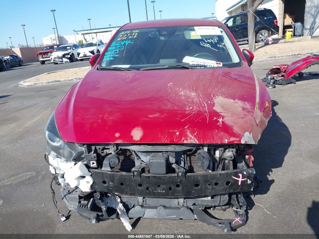 3MZBN1M39JM238364 Mazda Mazda3 Grand Touring